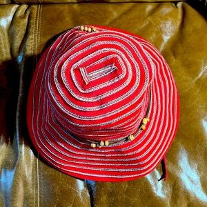 Wallaroo Hat Company, breton style. Sun blocker fabric. Wide brim, adj headband